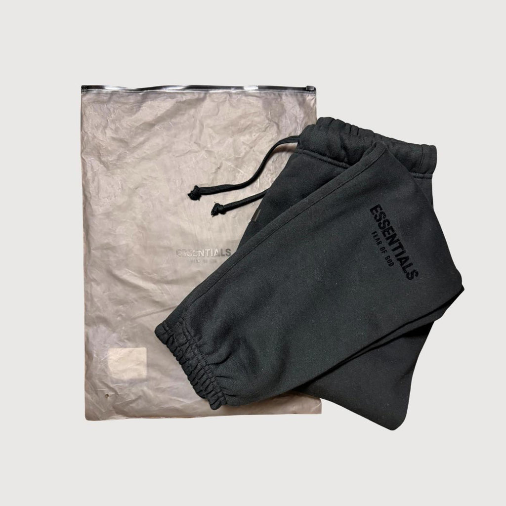 Fear of God Essentials NWT Stretch Limo Sweatpants  - Black, Size S