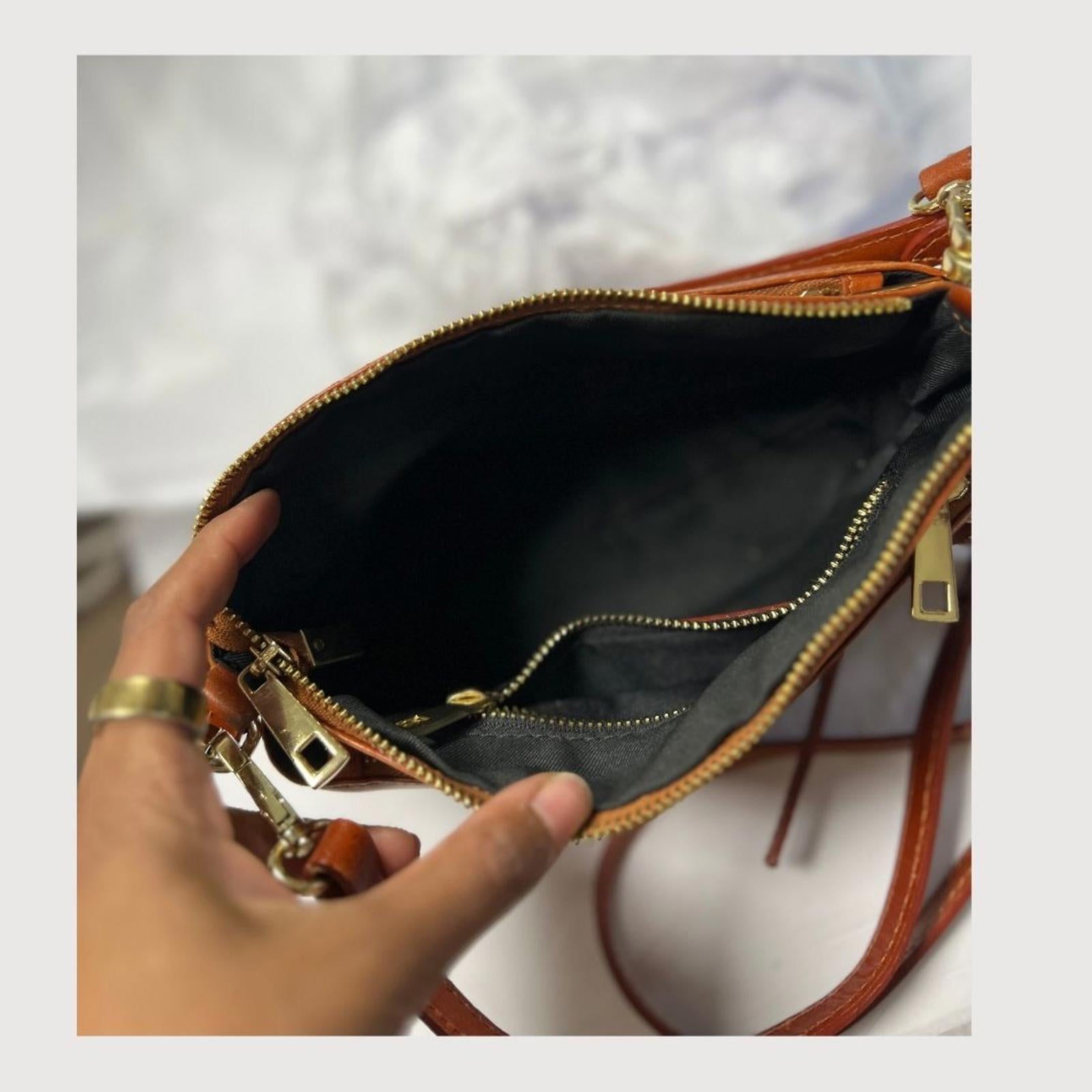 Divina Firenze Lilla Cognac Genuine Leather Crossbody Bag Made in Italy